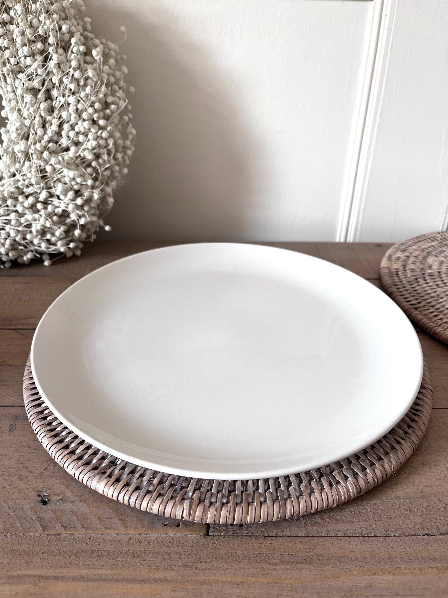 Set of 2 White Wash Rattan Placemats